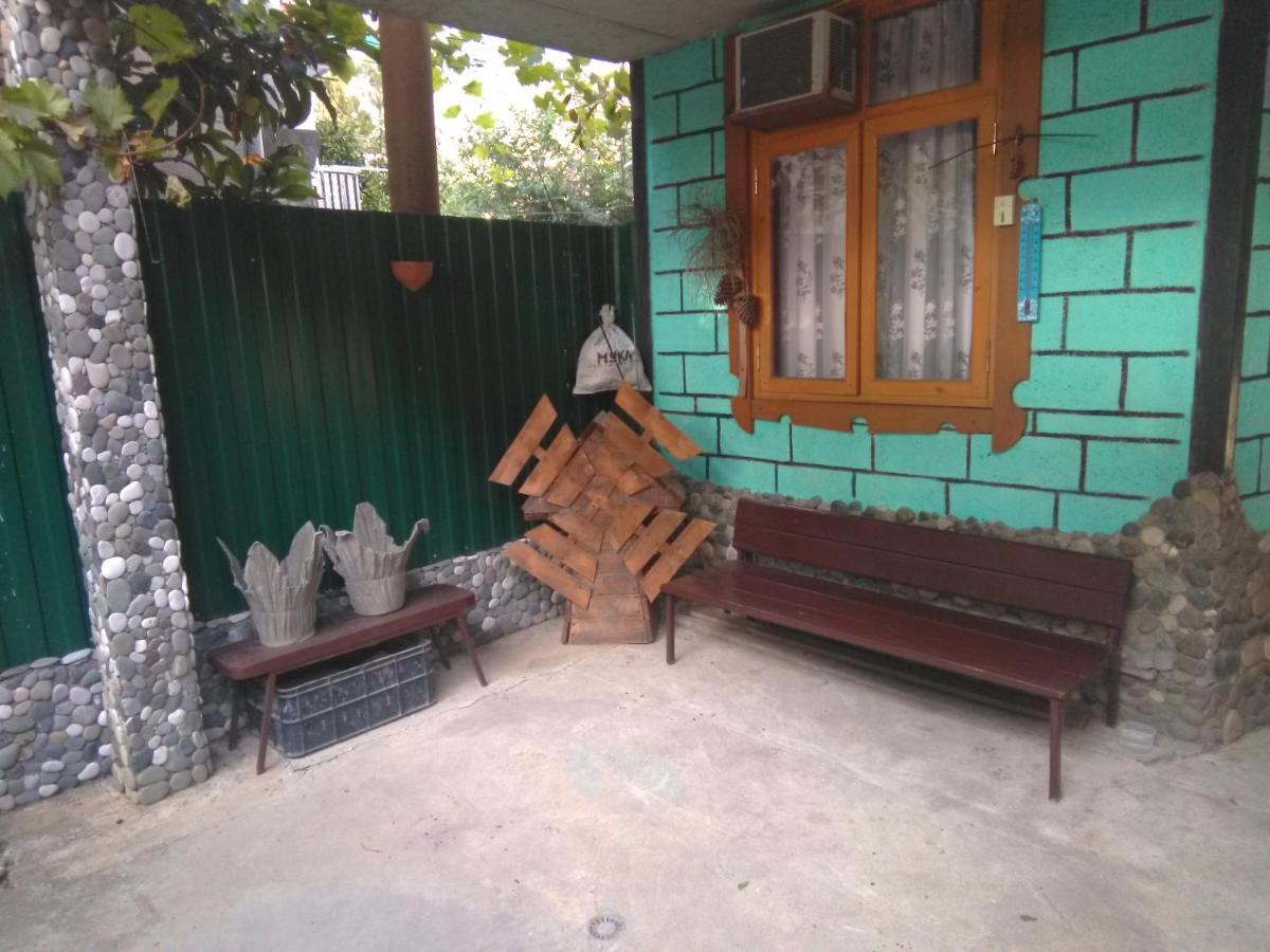 Гостевой Дом В Гаграх"Море Солнца" Gagra Dış mekan fotoğraf